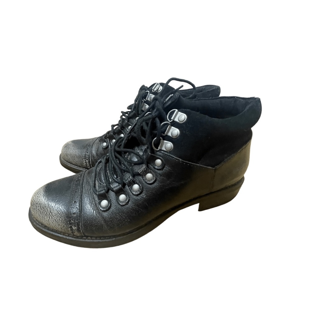 KENSIE | aged-leather look booties, size 8.5M